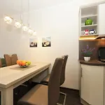 Апартаменты Brise Strandresidenz Else Marie App 01 *