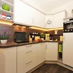 Brise Strandresidenz Else Marie App 01 *